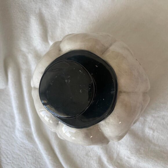 Halloween unique skull pumpkin candle holder with black top hat - Picture 5 of 5